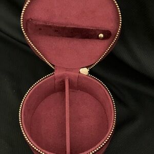 Gift Travel Jewelry Storage Case - Burgundy Velvet Gold Zipper Closure - Un-used
